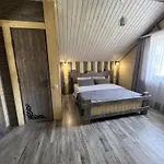 кольорові подорожі 2 Apartment