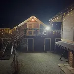 Apartment кольорові подорожі 2 *