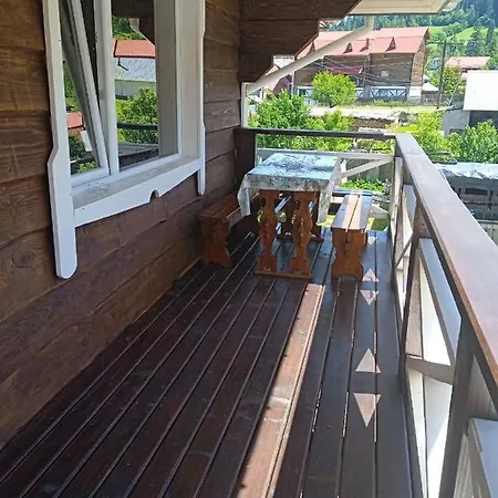 Apartment кольорові подорожі 2 *