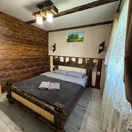 кольорові подорожі 2 Apartment Slavske