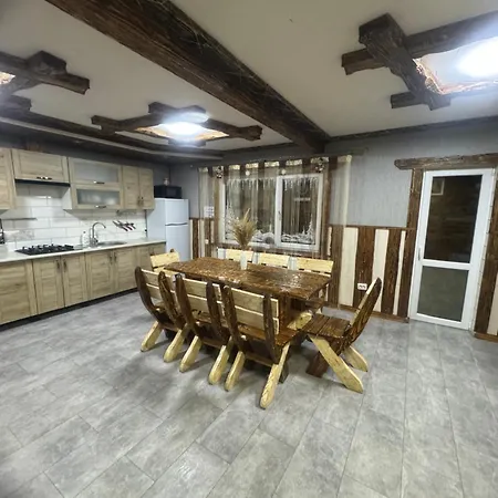 кольорові подорожі 2 Apartment