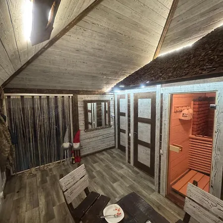 кольорові подорожі 2 Apartment *